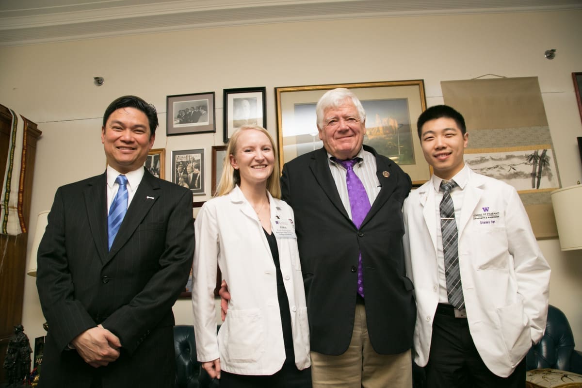 Rep. Jim McDermott (D-WA) meets with WA pharmacy students at last year's NACDS RxIMPACT Day on Capitol Hill.